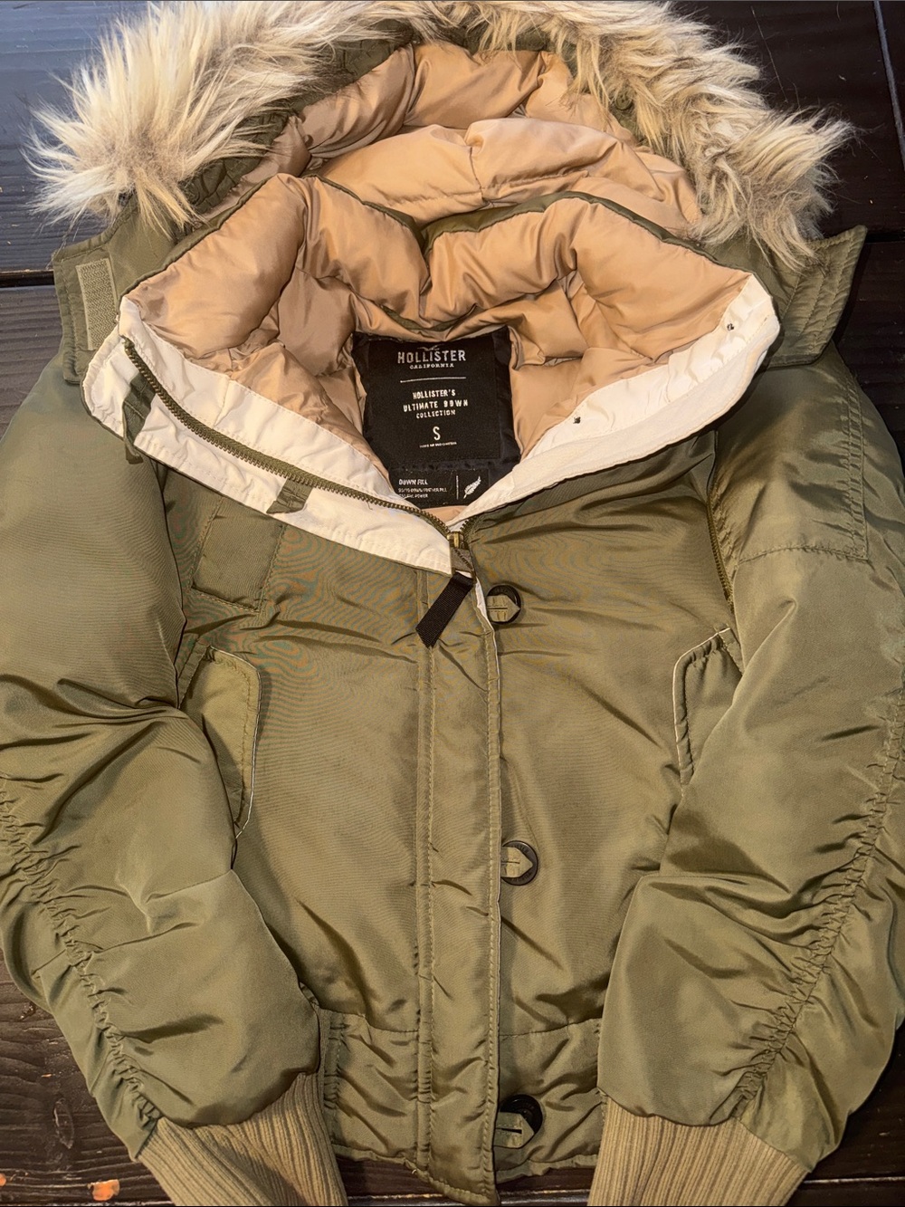 Hollister Olive Green Quilted Puffer Jacket with Faux Fur Hood